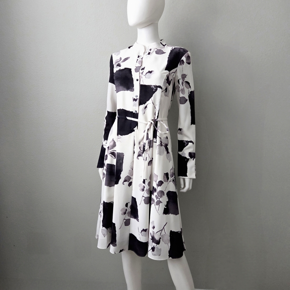 Natori Zen Garden Silky Long Sleeve Romantic Dress, Neutral Flowy Size 4